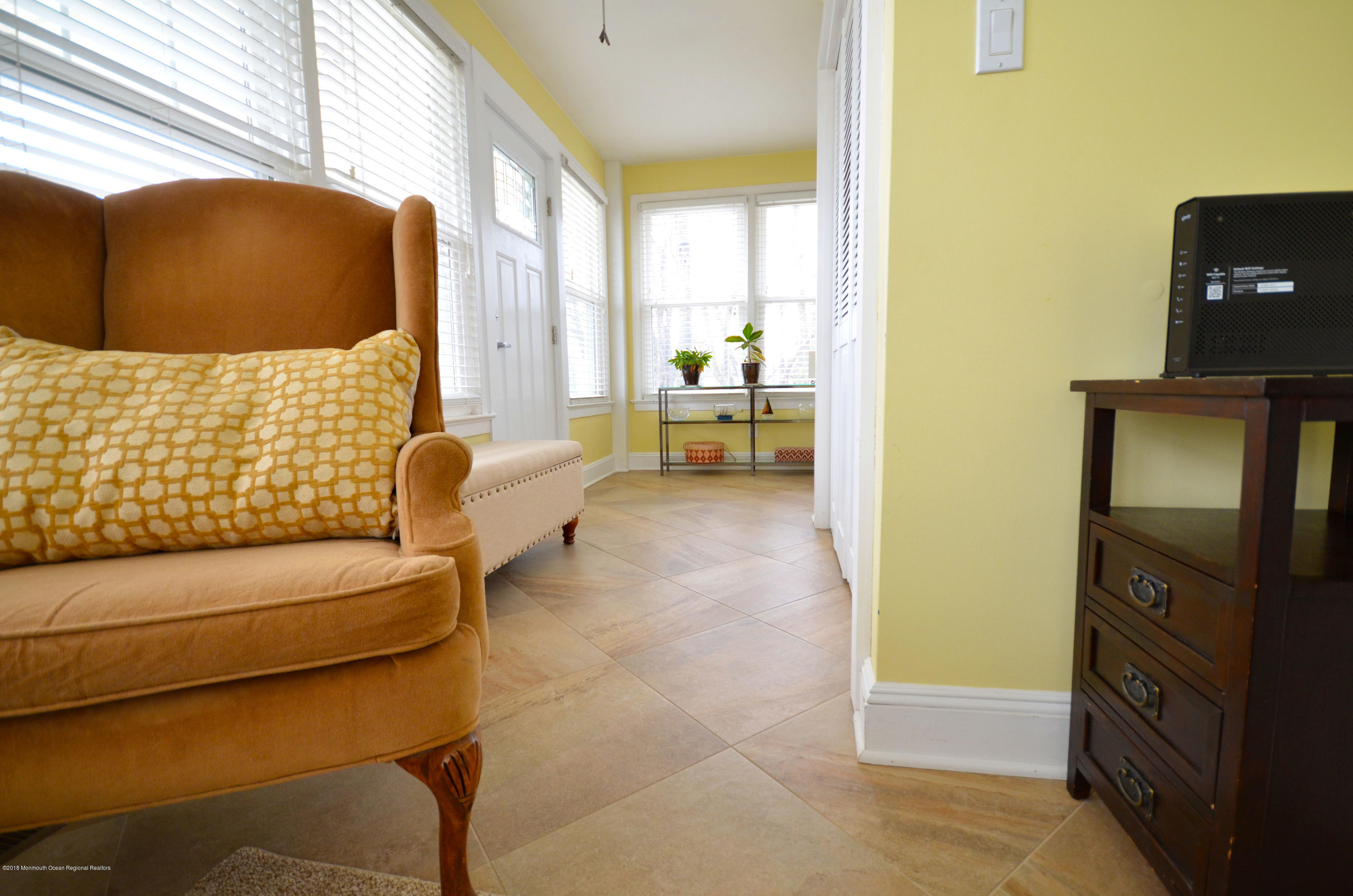 215 Cooper Road Red Bank, NJ 07701 - Photo 9 of 38 215_Cooper_25