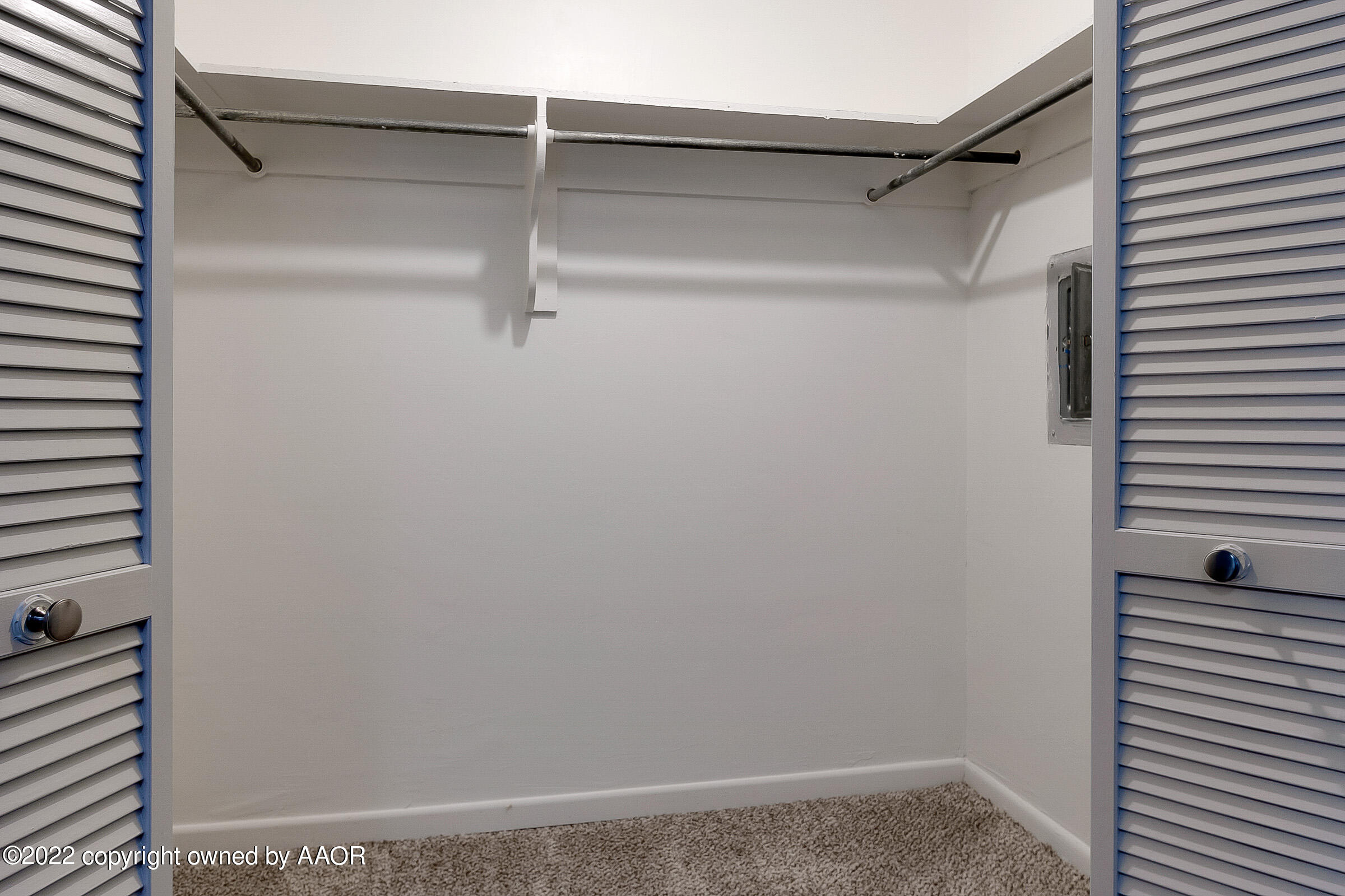 5016 Navajo Trail Amarillo, TX 79110 - Photo 20 of 32 020_Bedroom 1 Closet