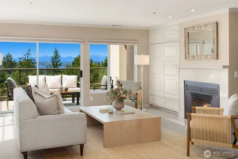 $1,295,000 | 11122 Northeast 41st Drive, Unit 39, Kirkland, WA 98033