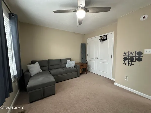 $220,000 | 203 Garriss Street, Conway, NC 27820