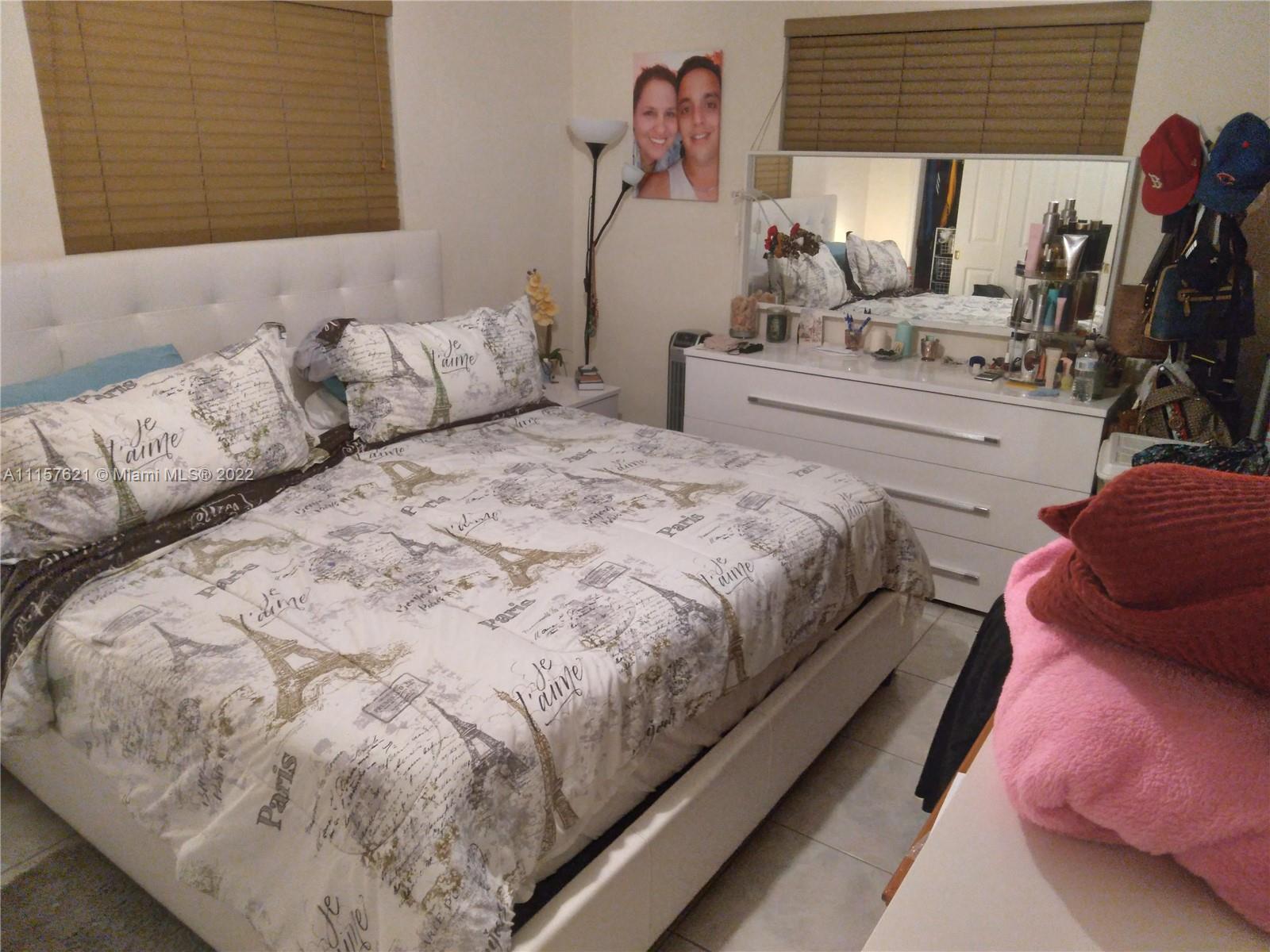 8440 Southwest 12th Street Miami, FL 33144 - Photo 9 of 14