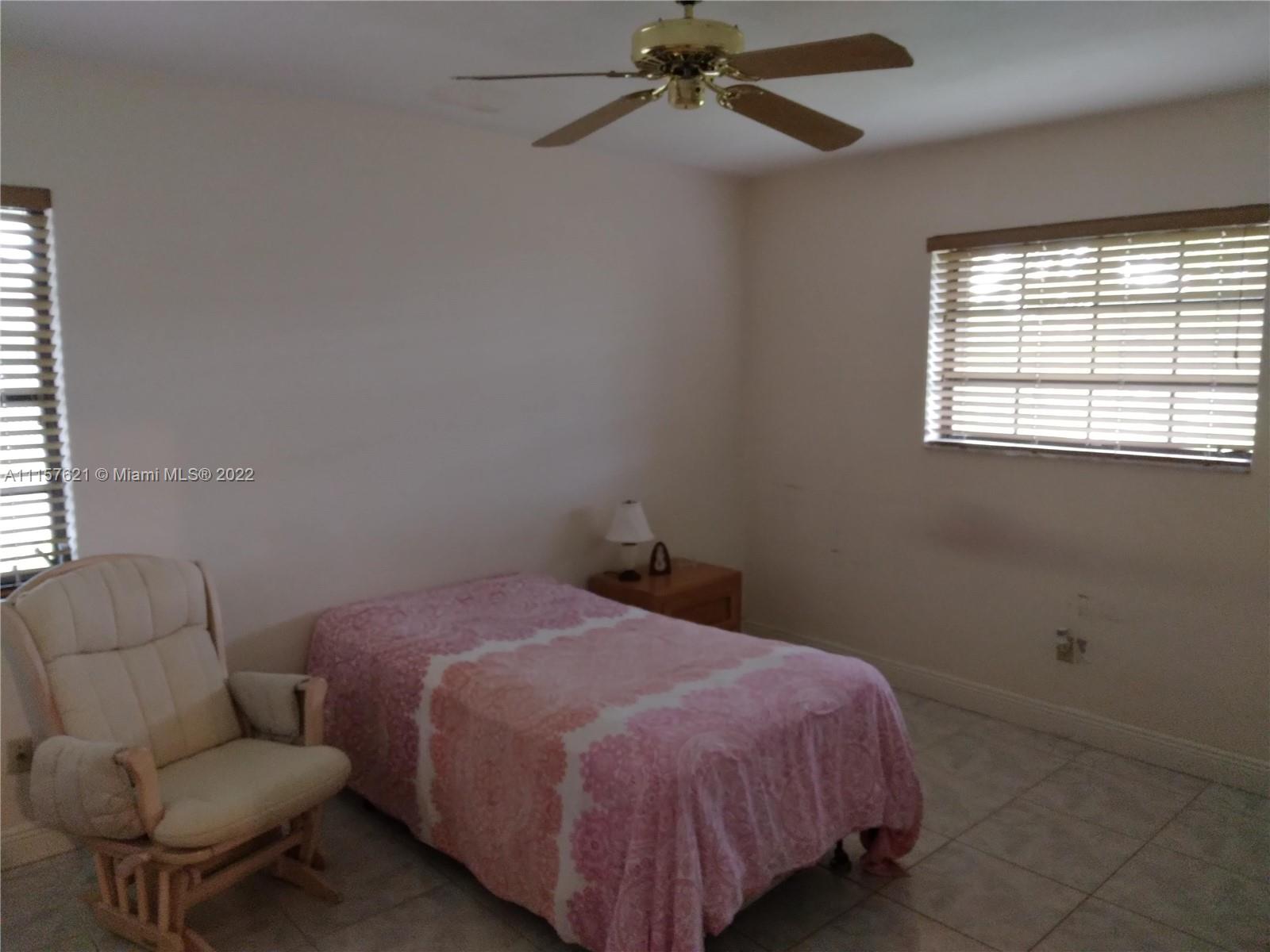 8440 Southwest 12th Street Miami, FL 33144 - Photo 10 of 14