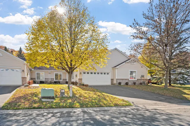 $324,900 | 13134 Falcons Way, Savage, MN 55378