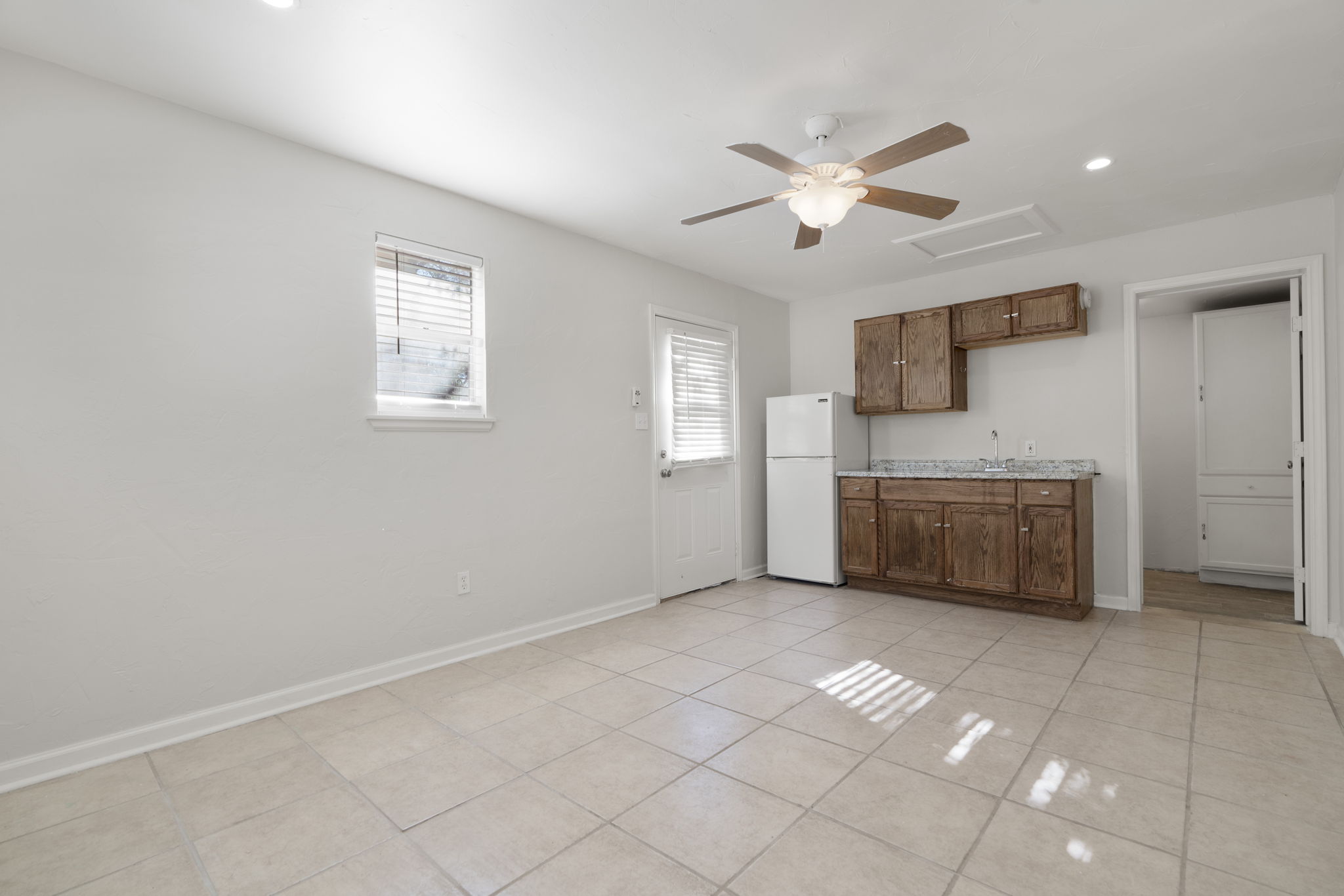 2058 Montell Road Wimberley, TX 78676 - Photo 23 of 35