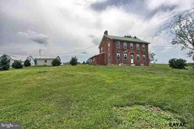 1685 White Hall Road Littlestown, PA 17340 - Photo 2 of 28