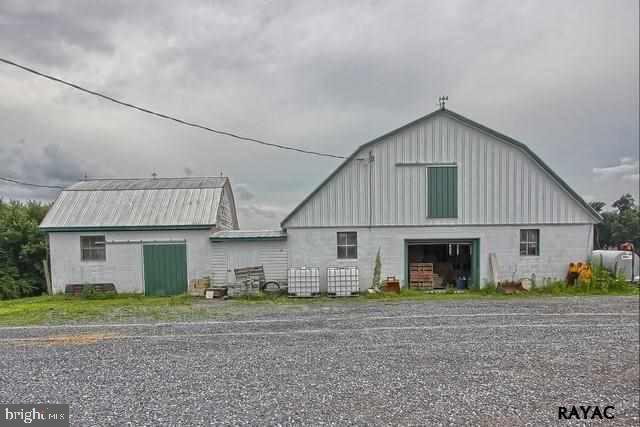 1685 White Hall Road Littlestown, PA 17340 - Photo 12 of 28