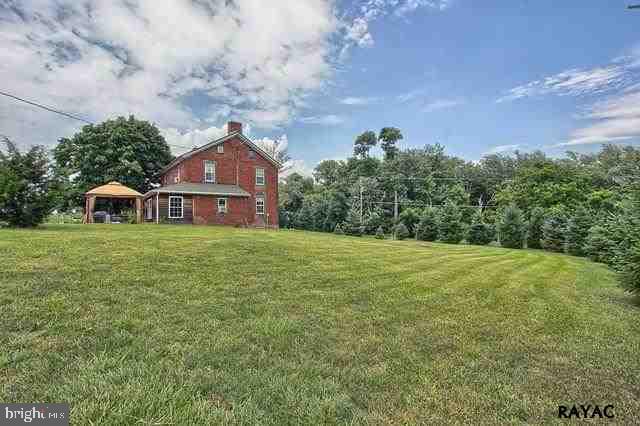 1685 White Hall Road Littlestown, PA 17340 - Photo 3 of 28