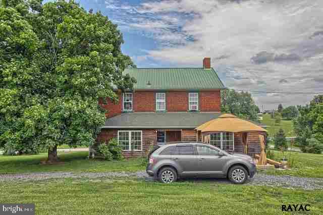 1685 White Hall Road Littlestown, PA 17340 - Photo 4 of 28