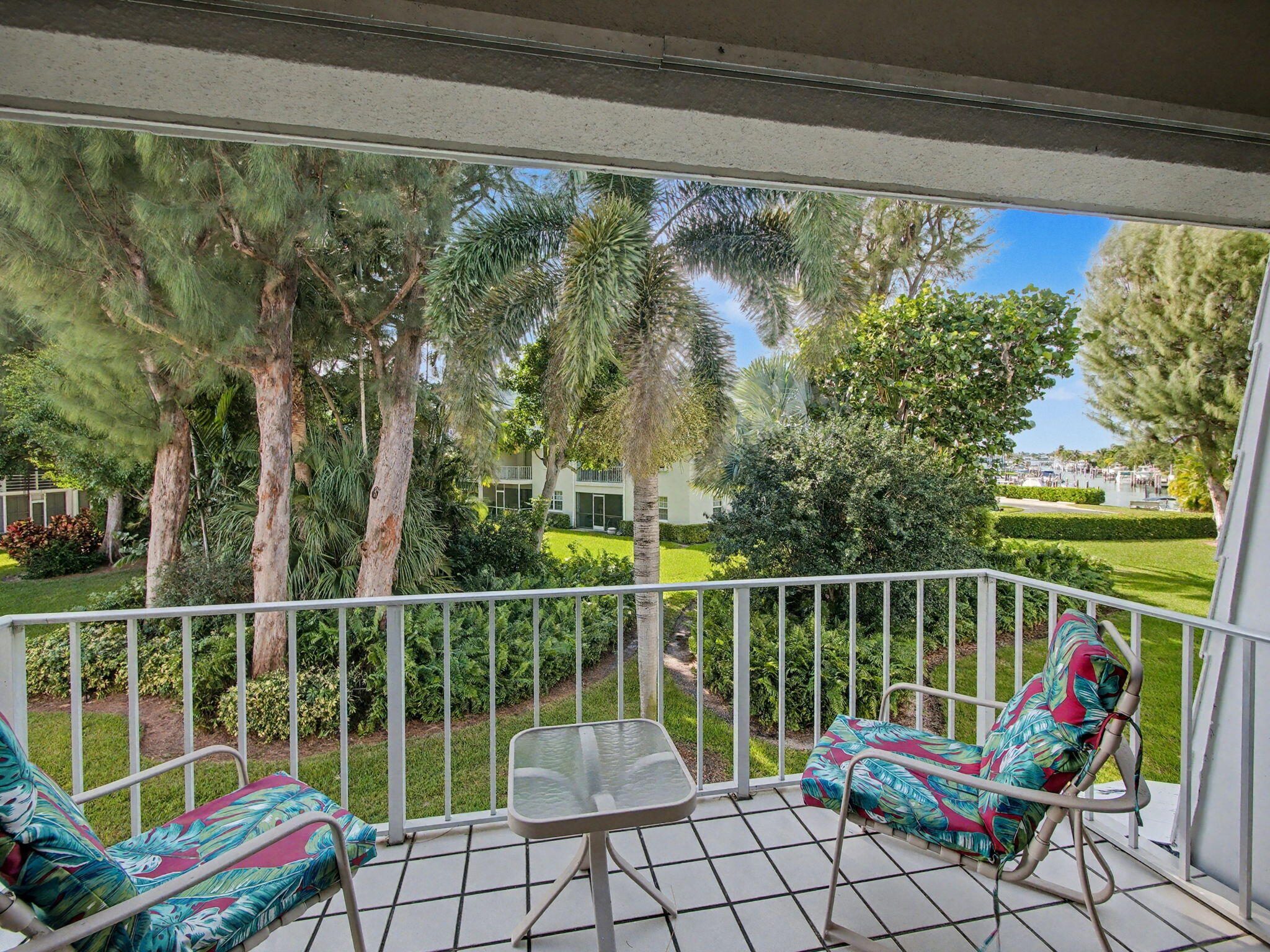 1205 Sandy Lane, Unit 246 Singer Island, FL 33404 - Photo 19 of 30 19-web-or-mls-017