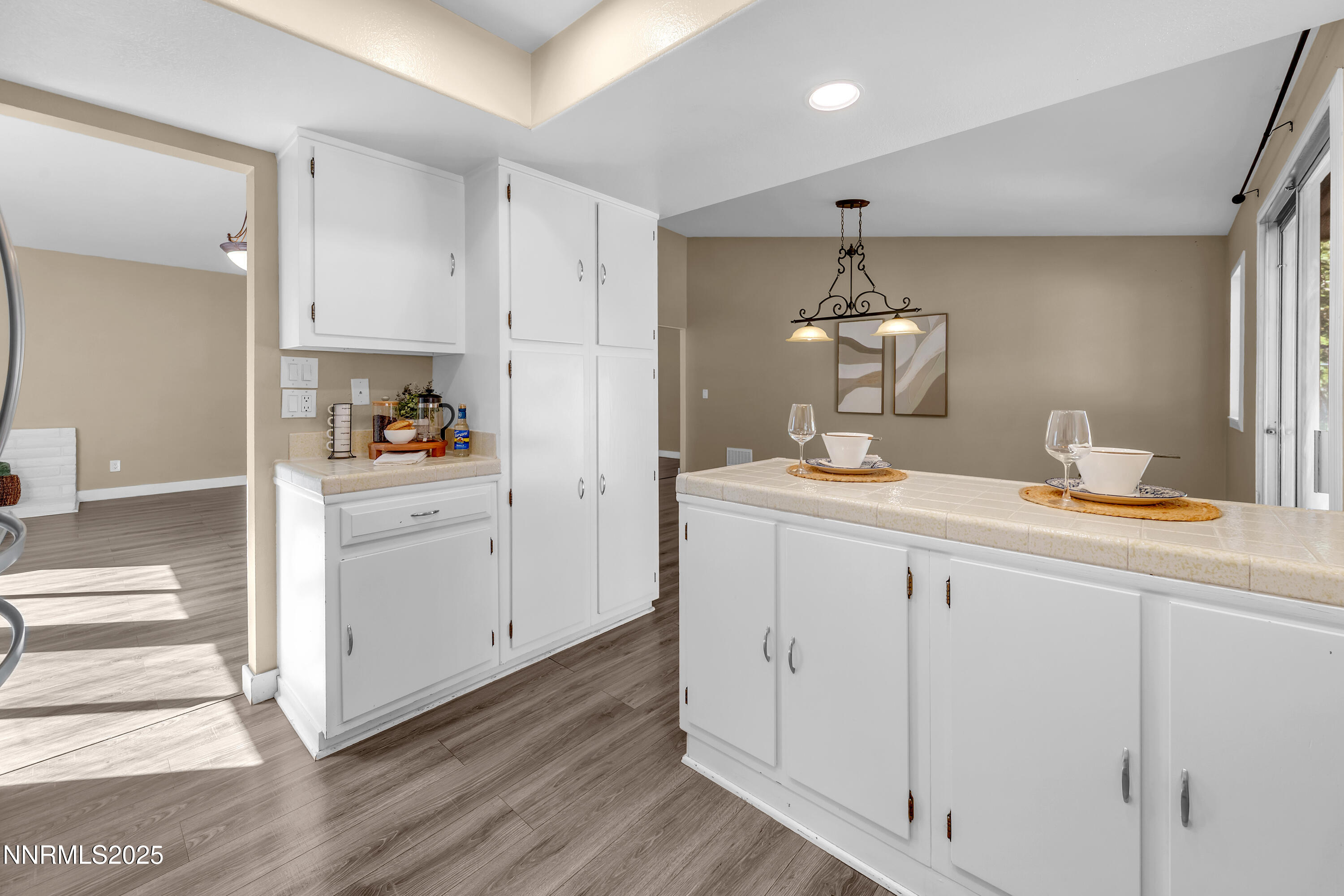 4405 Primavera Avenue Reno, NV 89502 - Photo 20 of 49 Primavera4405-013