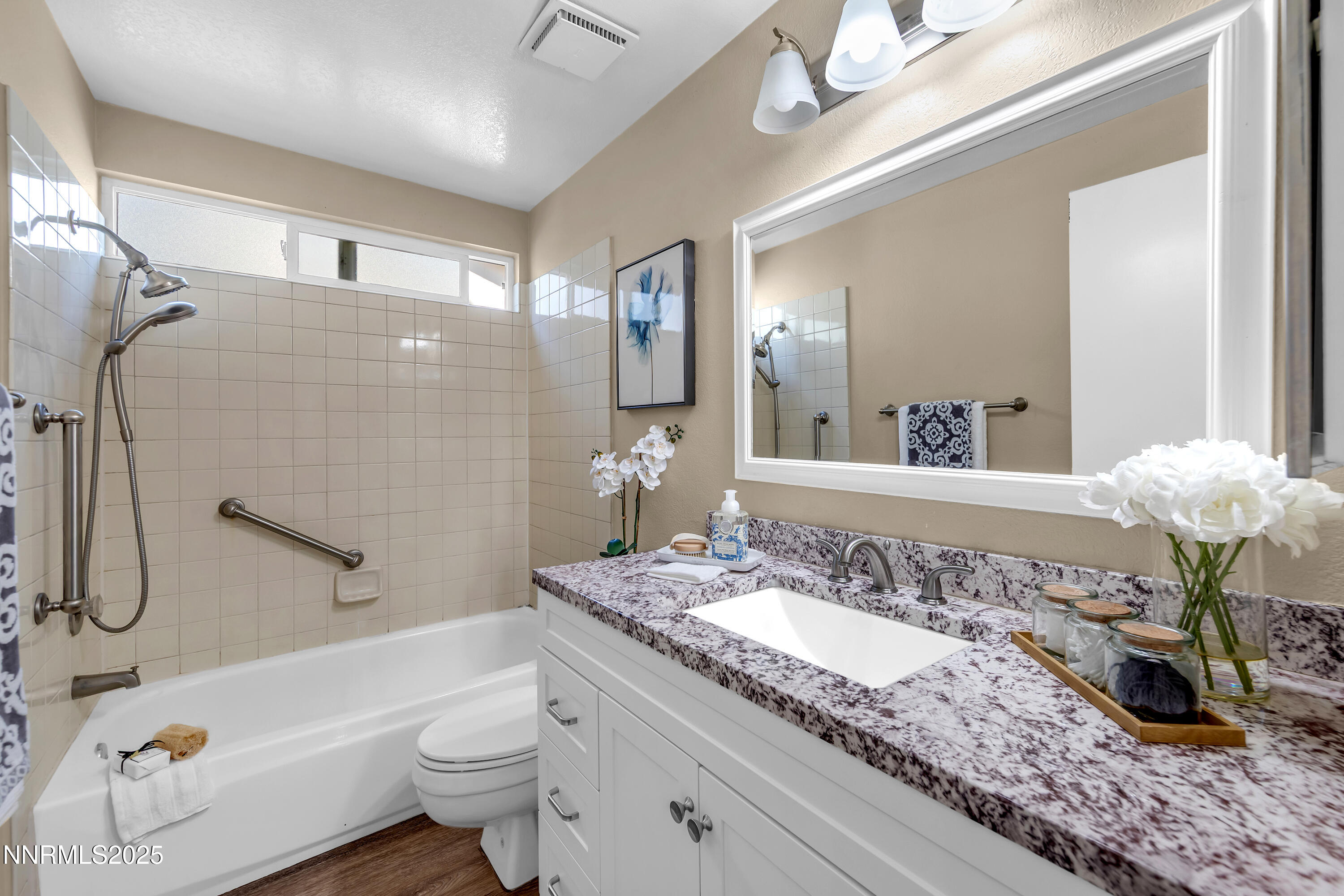 4405 Primavera Avenue Reno, NV 89502 - Photo 32 of 49 Primavera4405-027