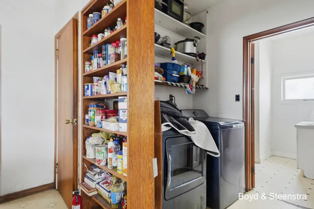 $190,000 | 409 West Maple Street, Wayland, MI 49348