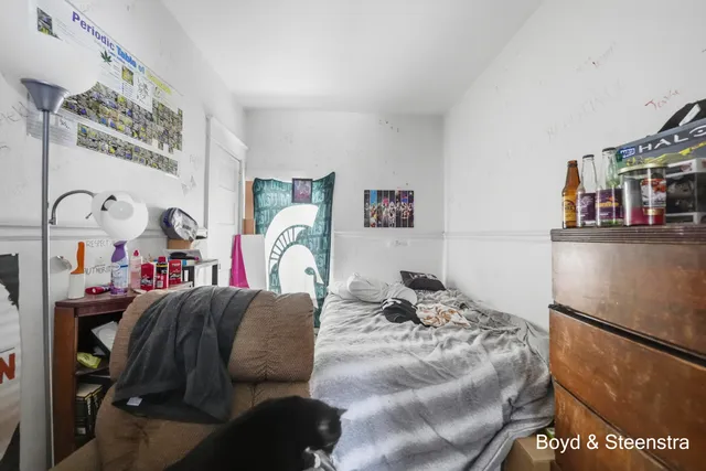 $190,000 | 409 West Maple Street, Wayland, MI 49348