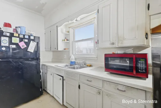 $190,000 | 409 West Maple Street, Wayland, MI 49348