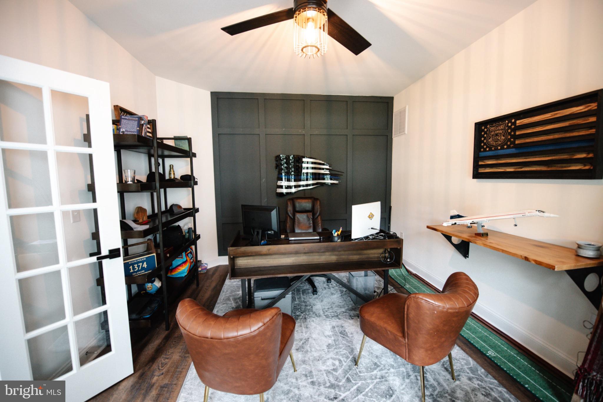 24268 Jerrico Road Lincoln, DE 19960 - Photo 4 of 44 Stylish workspace with modern flair.