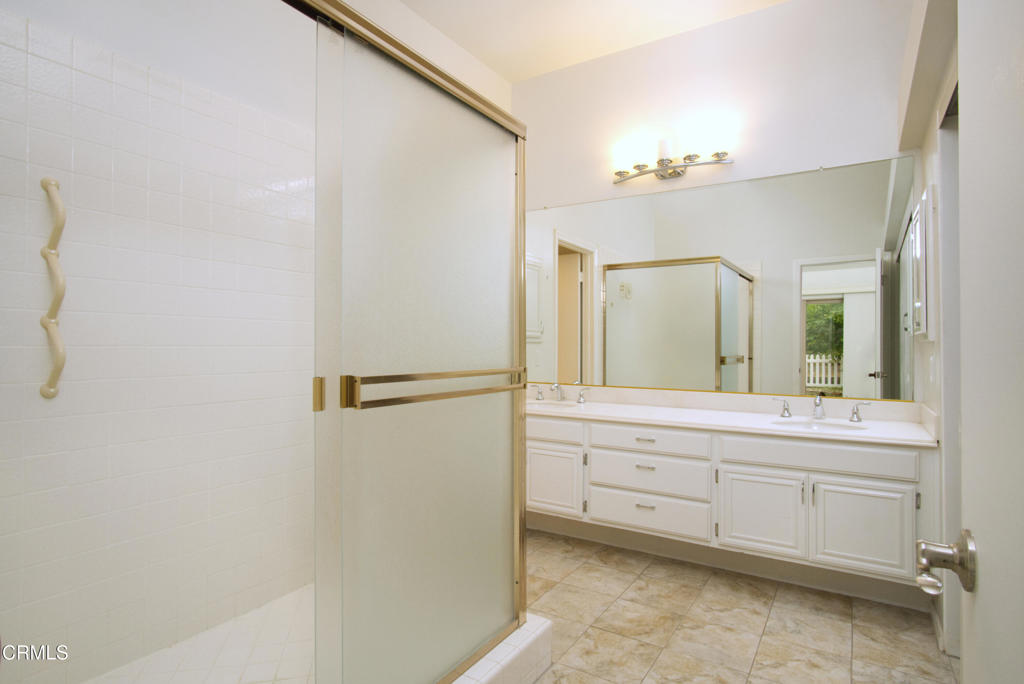 7979 Stone Street Ventura, CA 93004 - Photo 11 of 20 Bathroom