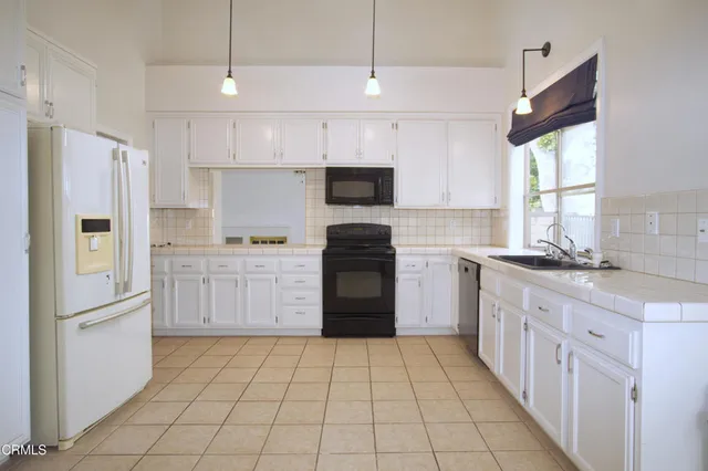 $789,999 | 7979 Stone Street, Ventura, CA 93004