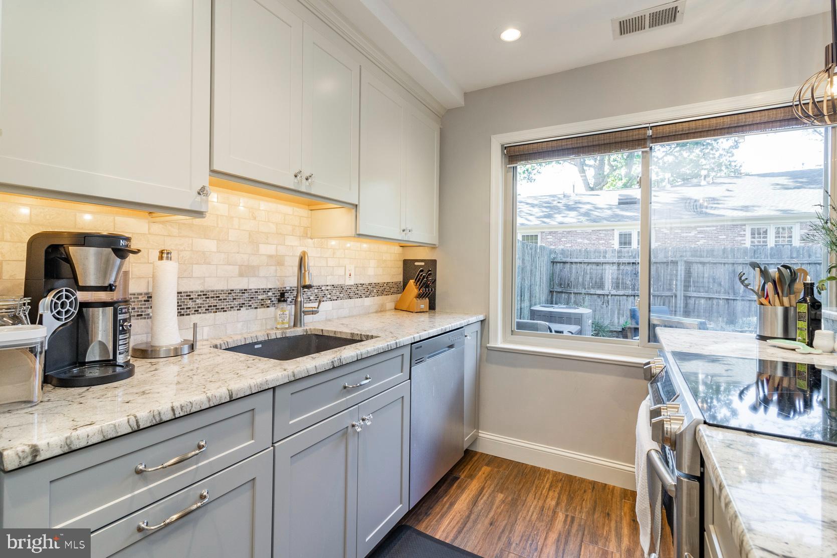 116 Albemarle Drive Blue Bell, PA 19422 - Photo 6 of 31