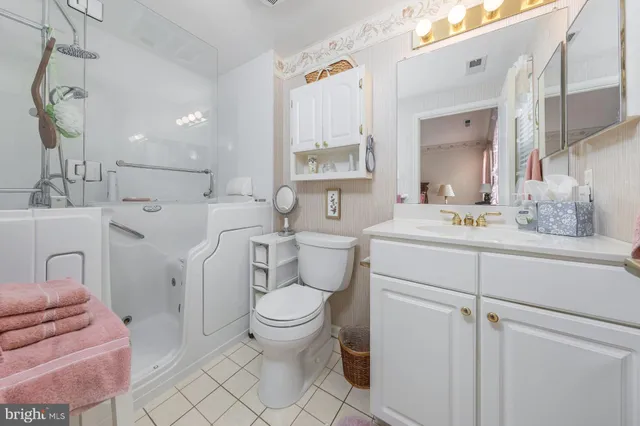 $360,000 | 46 Nature Lane, Sewell, NJ 08080