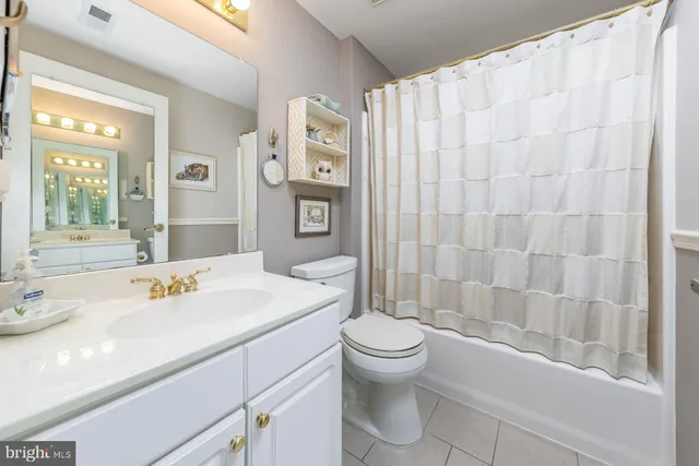 $360,000 | 46 Nature Lane, Sewell, NJ 08080