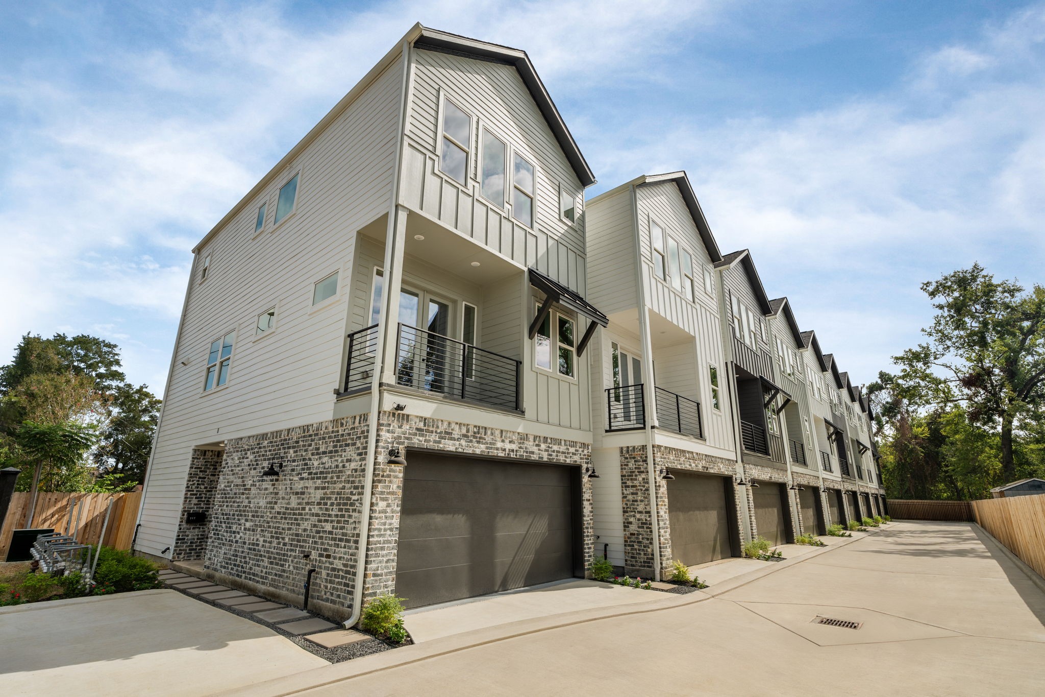 717 Janisch Road, Unit H Houston, TX 77018 - Photo 4 of 11