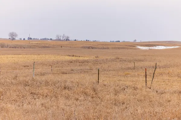 $1 | 1587 18th Avenue Northwest, Turtle Lake, ND 58575