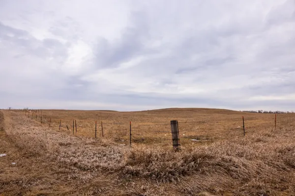 $1 | 1587 18th Avenue Northwest, Turtle Lake, ND 58575