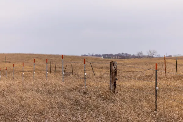 $1 | 1587 18th Avenue Northwest, Turtle Lake, ND 58575