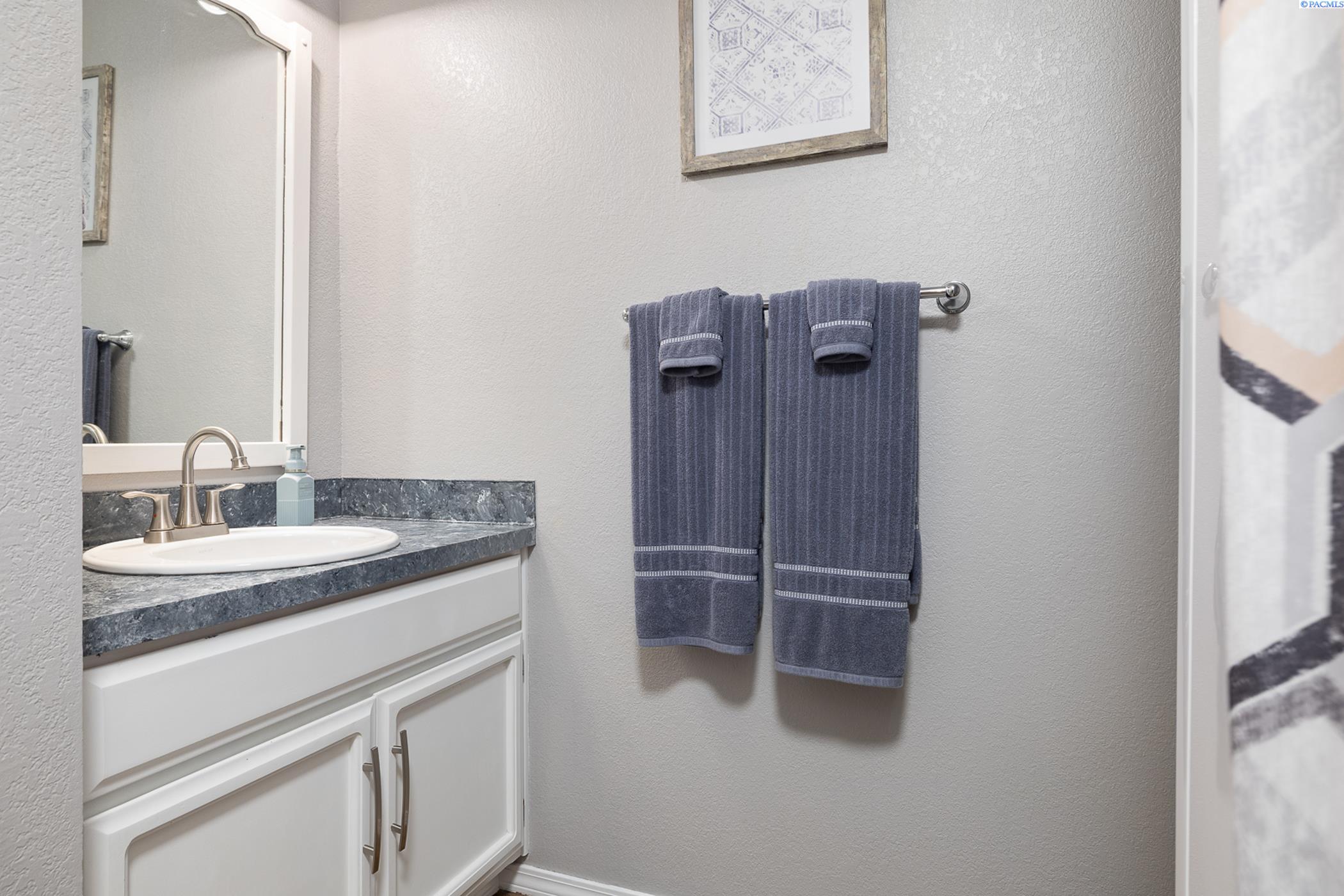 253 Rachel Road Kennewick, WA 99338 - Photo 20 of 40 Gallery Image 20