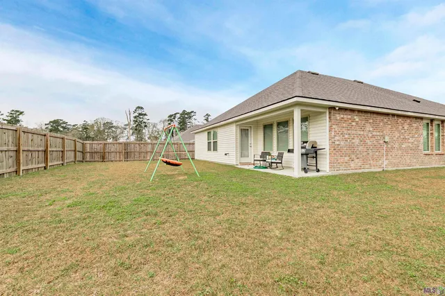 $314,900 | 7762 Joe Lynn Trail, Denham Springs, LA 70726