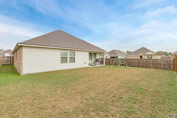 $299,900 | 7762 Joe Lynn Trail, Denham Springs, LA 70726