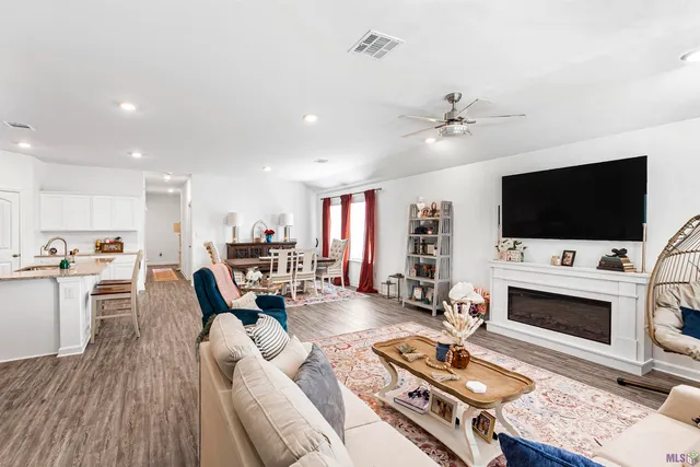 $314,900 | 7762 Joe Lynn Trail, Denham Springs, LA 70726