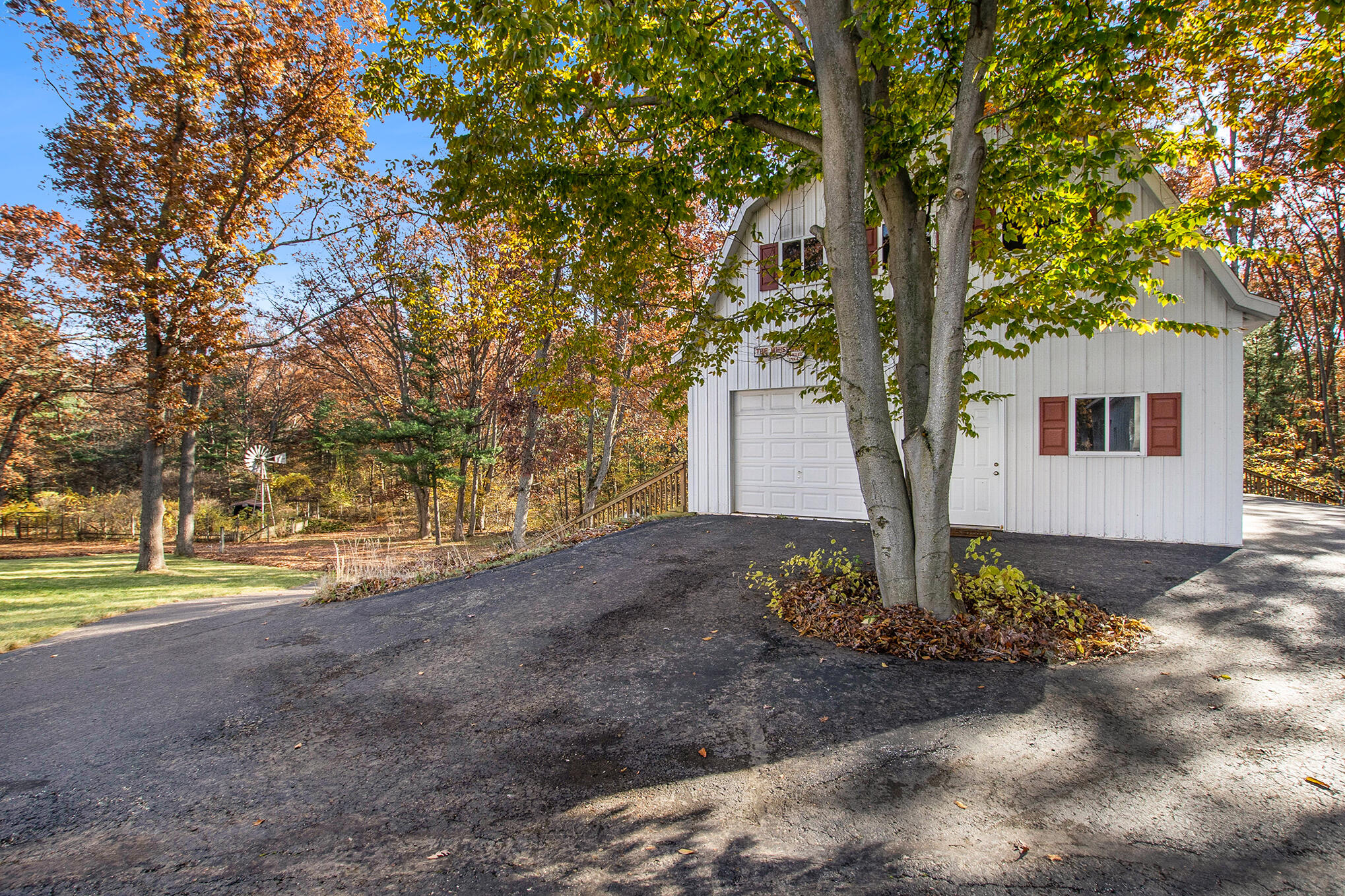 173 Preuss Road West Manistee, MI 49660 - Photo 54 of 88 DSC06499