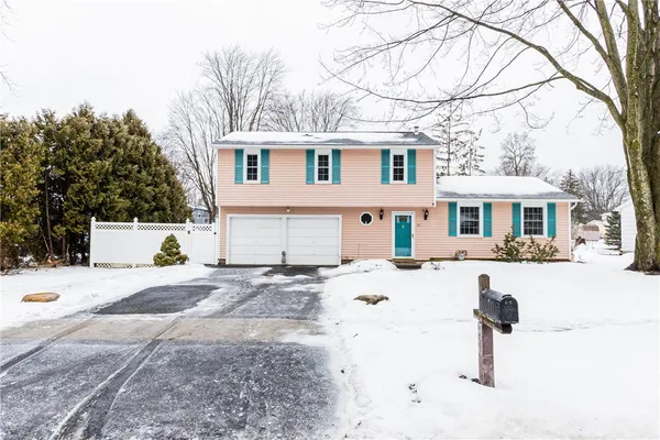 $300,001 | 52 Elmford Road, Gates, NY 14606