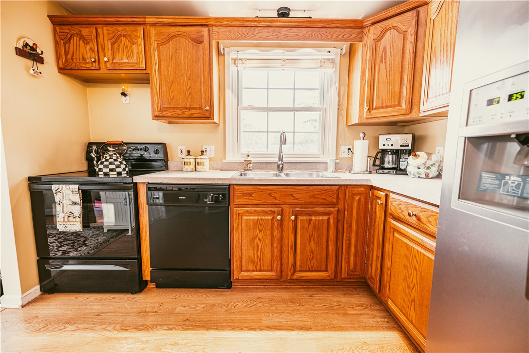 52 Elmford Road Gates, NY 14606 - Photo 7 of 25