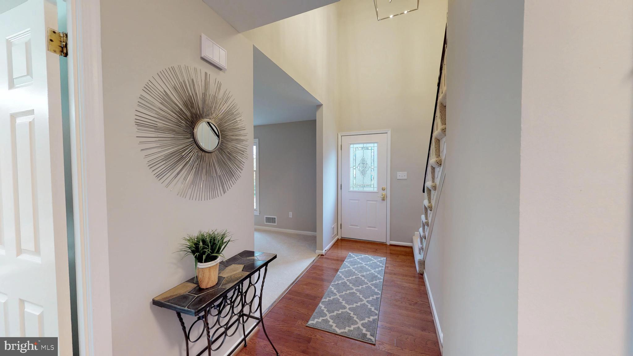 1805 Batten Hollow Road Vienna, VA 22182 - Photo 2 of 42 Hardwood Foyer