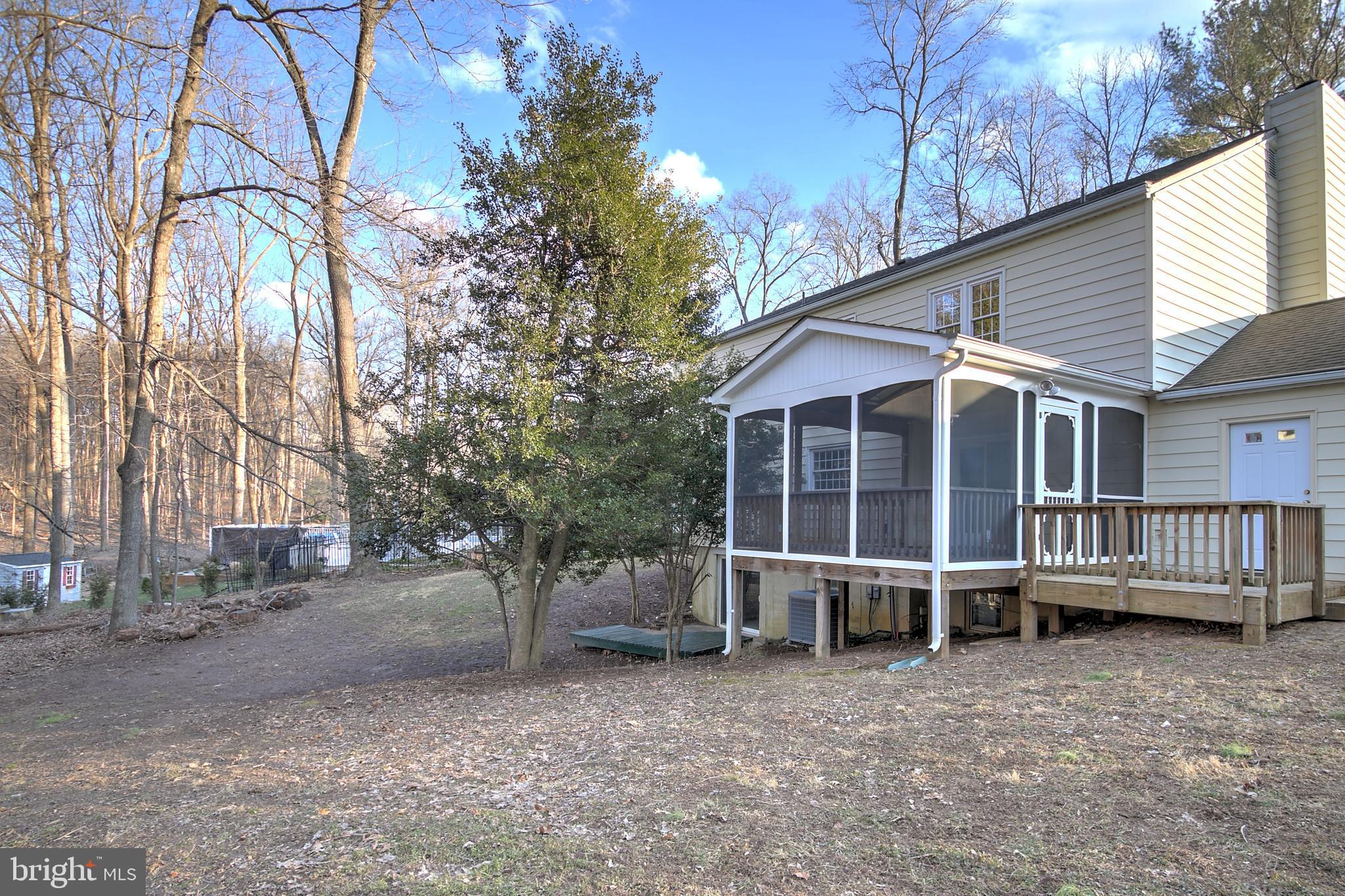 1805 Batten Hollow Road Vienna, VA 22182 - Photo 34 of 42 View of Back of Home