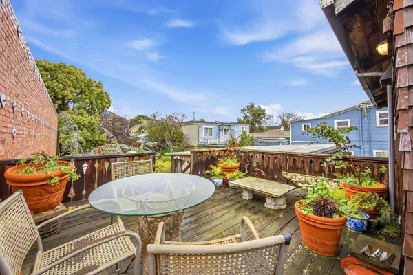 $799,000 | 2013 Ninth Street, Berkeley, CA 94710