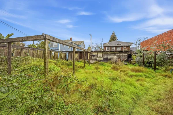 $799,000 | 2013 Ninth Street, Berkeley, CA 94710