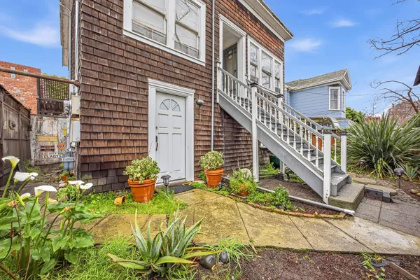 $799,000 | 2013 Ninth Street, Berkeley, CA 94710