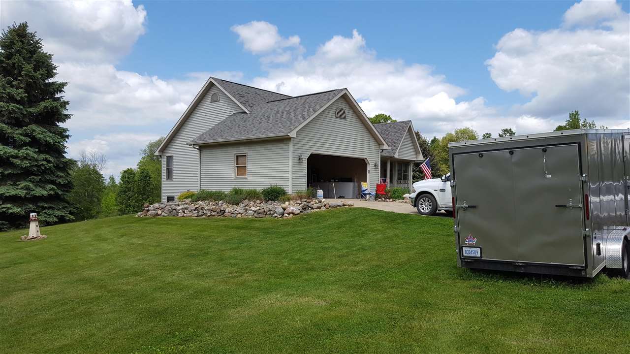 4318 Phillips Road Metamora, MI 48455 - Photo 4 of 61