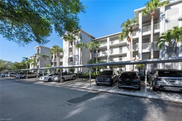 $279,000 | 7515 Stoneybrook Drive, Unit 814, Naples, FL 34112