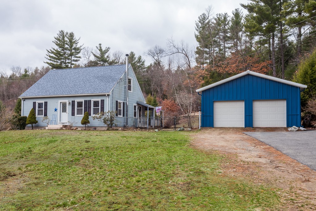 206 Boston Road Palmer, MA 01069 - Photo 3 of 30