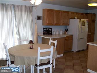 710 Chatham Road Fairless Hills, PA 19030 - Photo 5 of 9 Kitchen