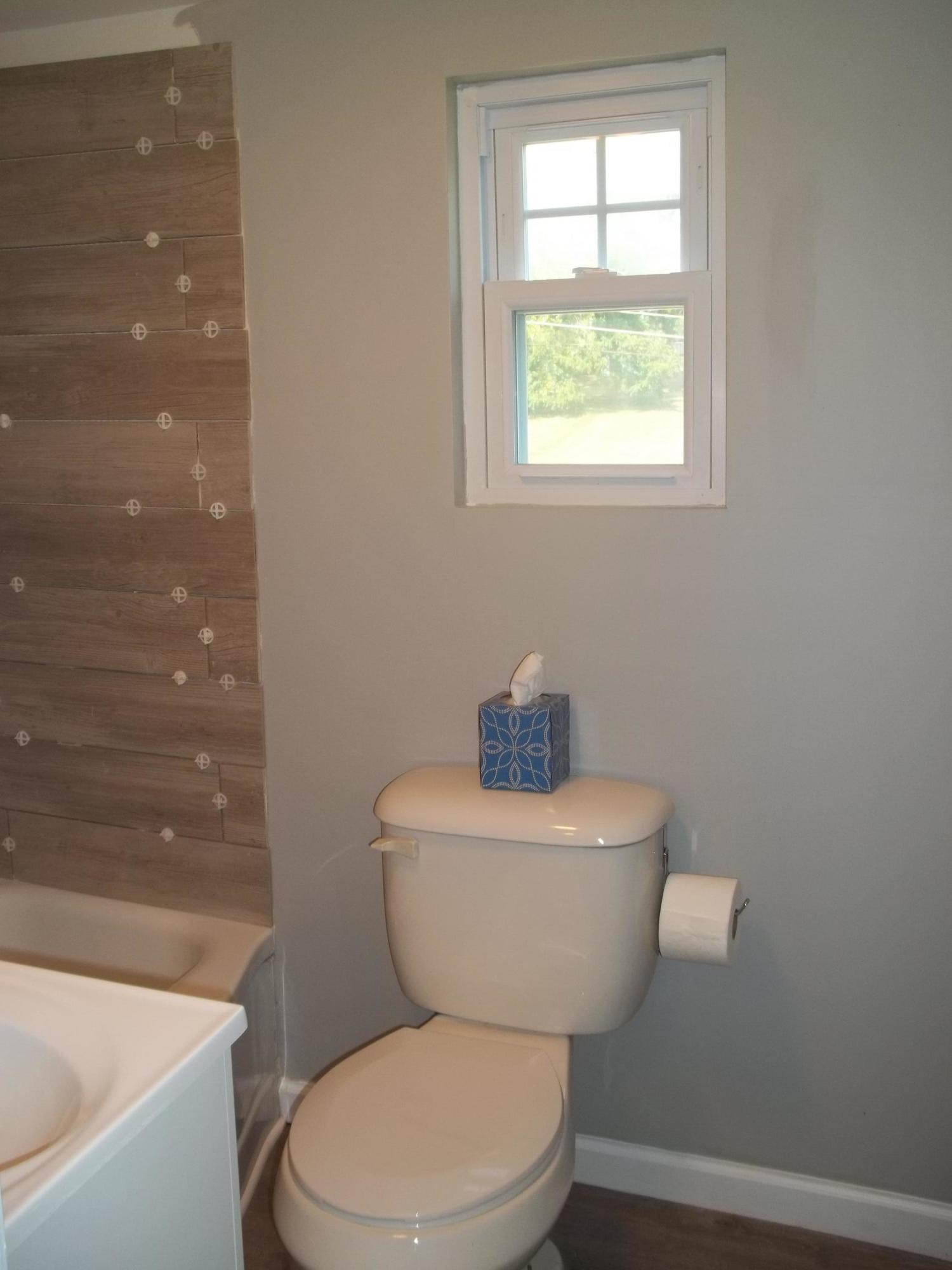 954 Riverside Avenue Kingsport, TN 37660 - Photo 11 of 28 101_0702