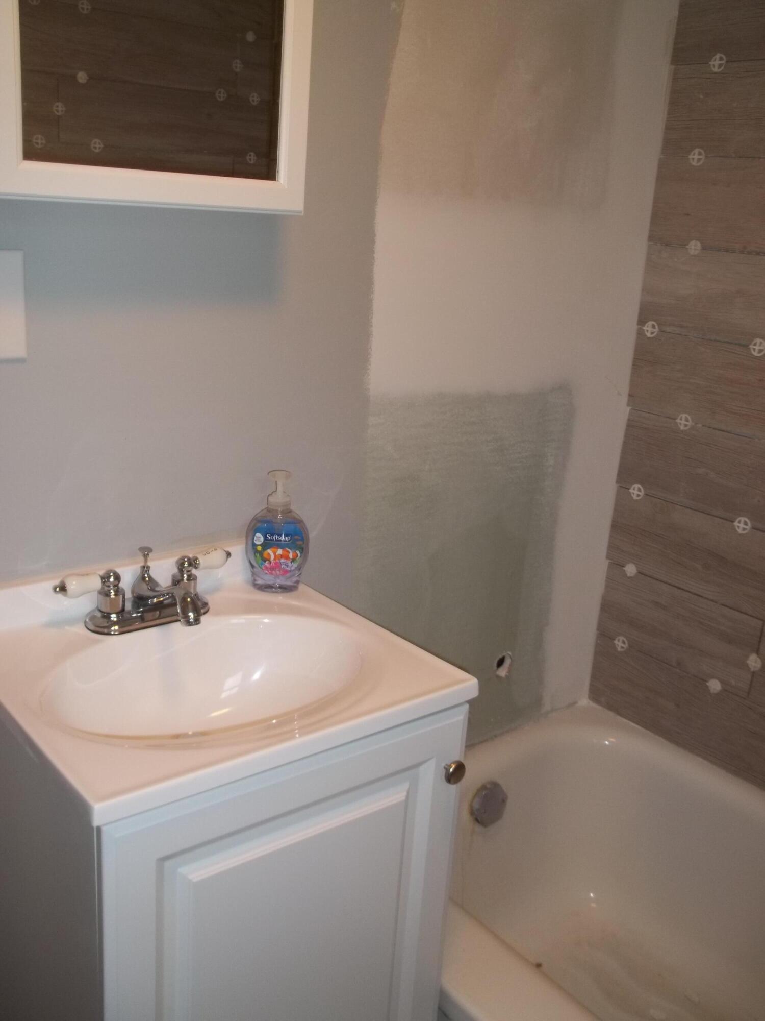 954 Riverside Avenue Kingsport, TN 37660 - Photo 12 of 28 101_0705