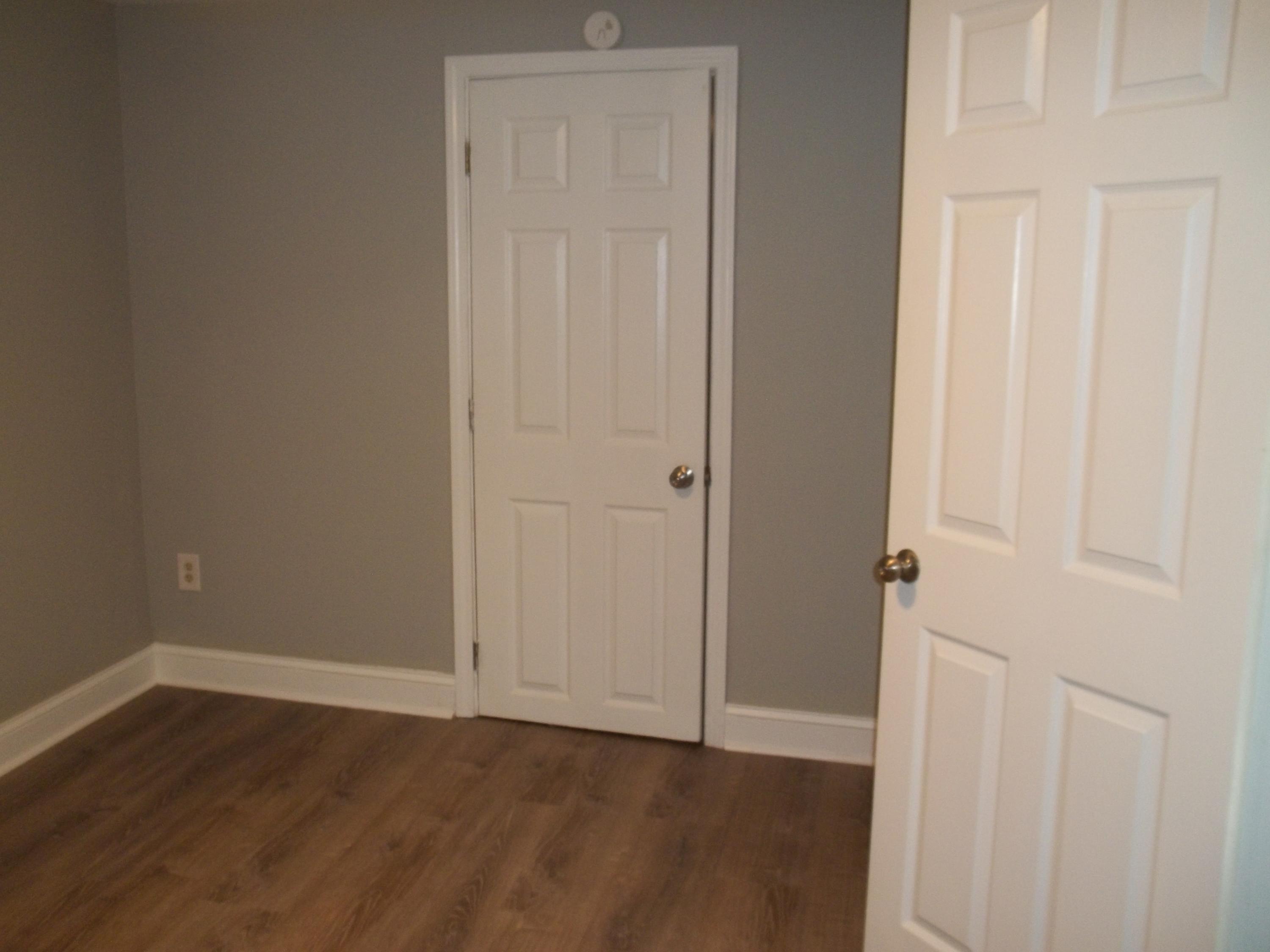 954 Riverside Avenue Kingsport, TN 37660 - Photo 19 of 28 101_0714