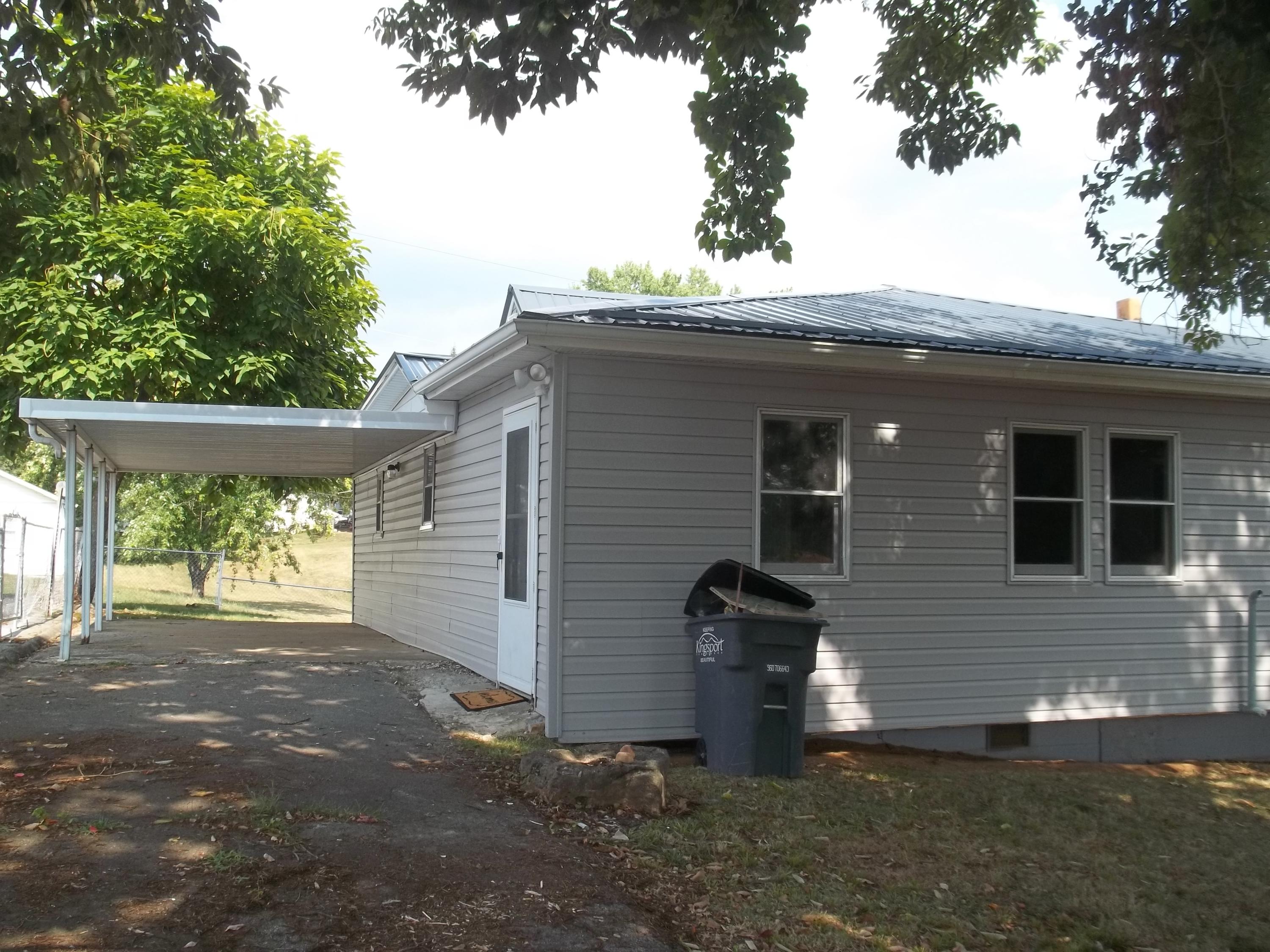 954 Riverside Avenue Kingsport, TN 37660 - Photo 4 of 28 101_0729