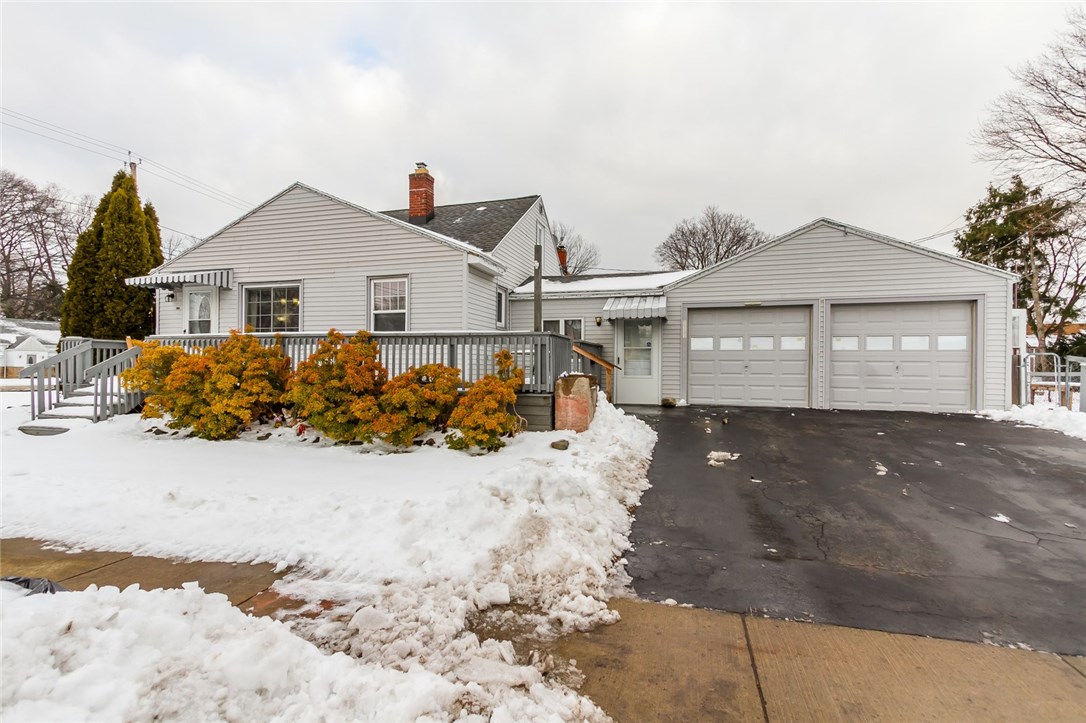 215 Dorsey Road Greece, NY 14616 - Photo 1 of 1