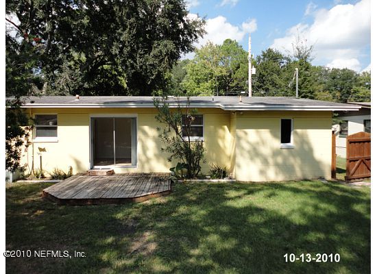 6236 Kennerly Road Jacksonville, FL 32216 - Photo 2 of 5 BACK VIEW